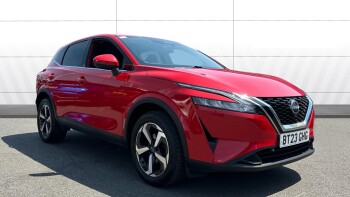 Nissan Qashqai 1.3 DiG-T MH N-Connecta 5dr Petrol Hatchback